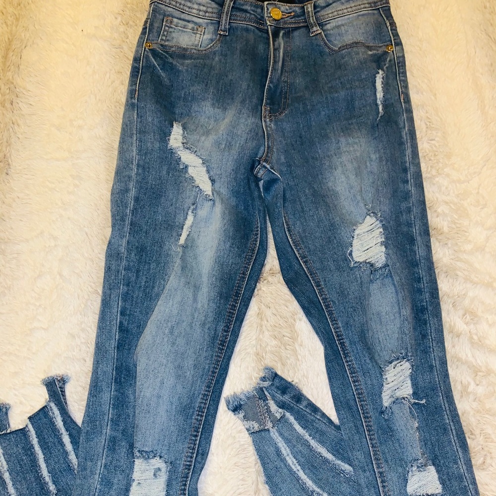 Missguided High Waisted Ripped Jeans